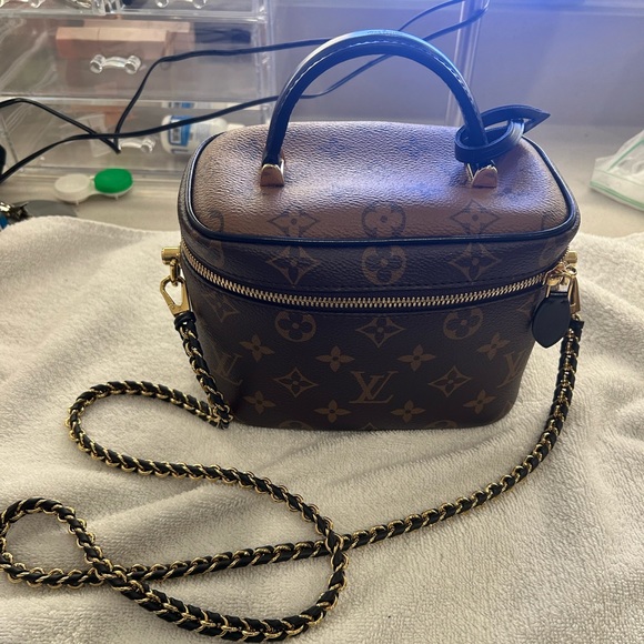 Vanity PM - Picture 11 of 16